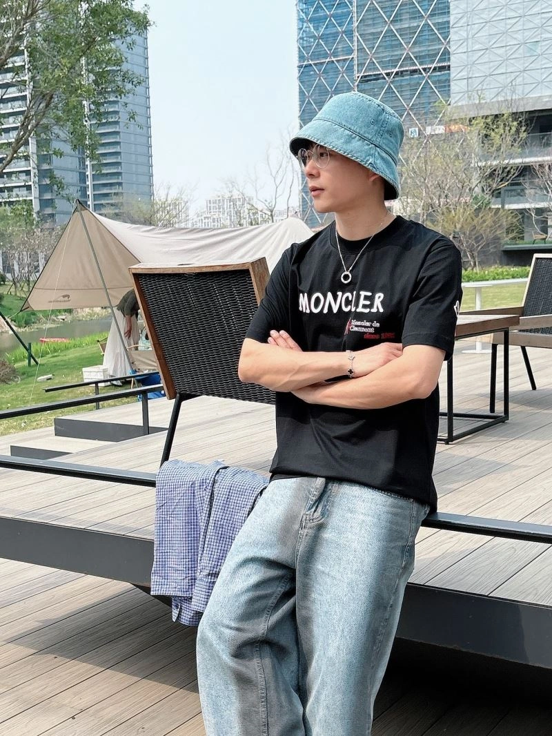 Moncler T-Shirts GoAnywhere 140484