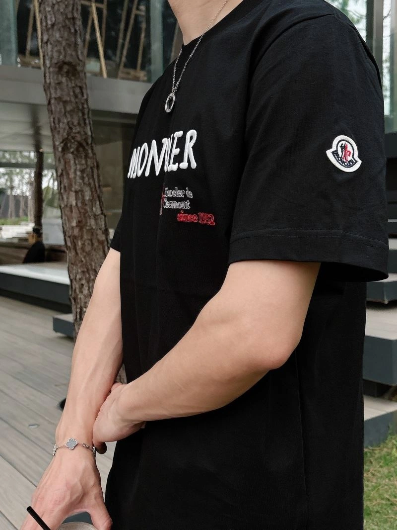 Moncler T-Shirts GoAnywhere 140484