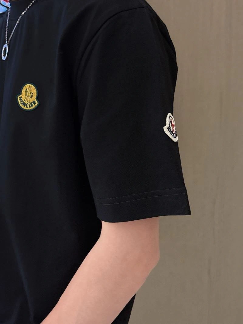 Classic Moncler T-Shirts 140481
