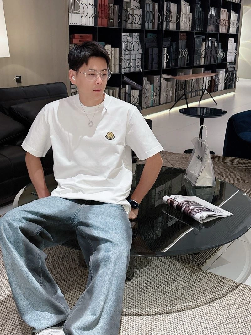 Moncler T-Shirts Affordable 140472