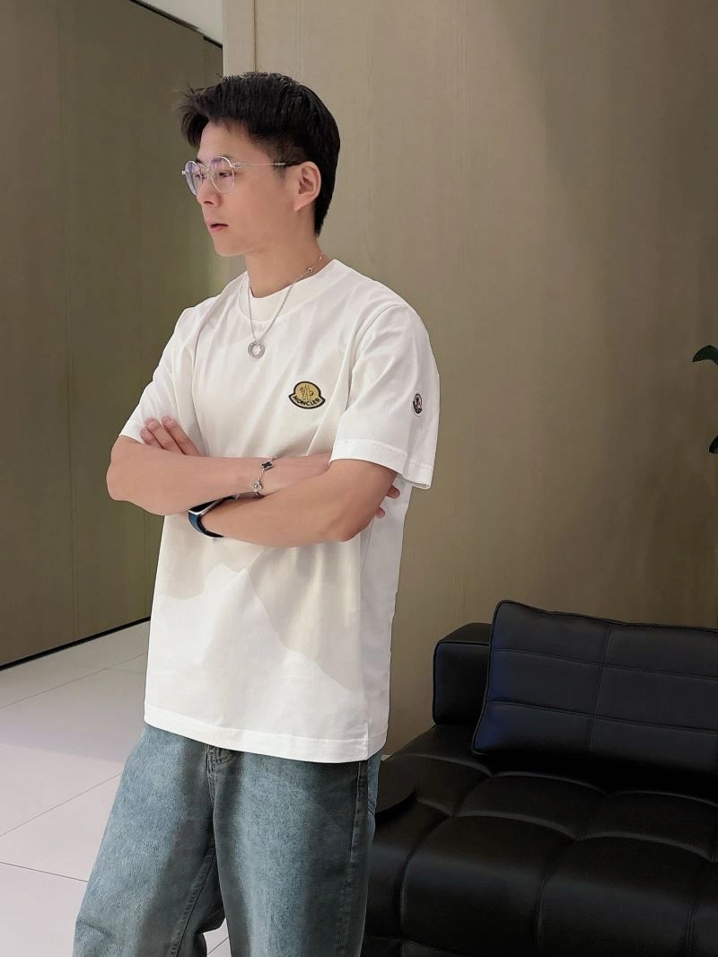 Moncler T-Shirts Affordable 140472