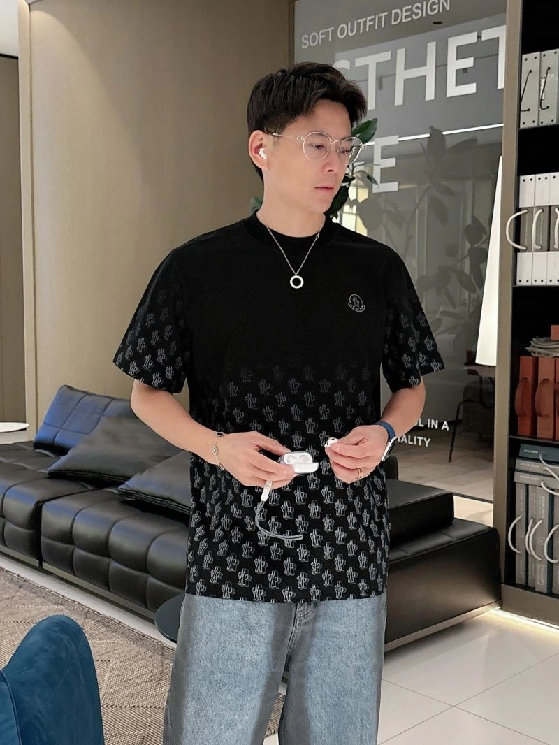 Reliable Moncler T-Shirts 140475