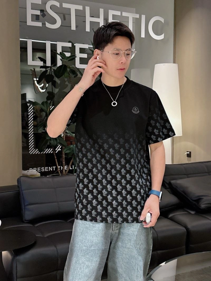 Reliable Moncler T-Shirts 140475
