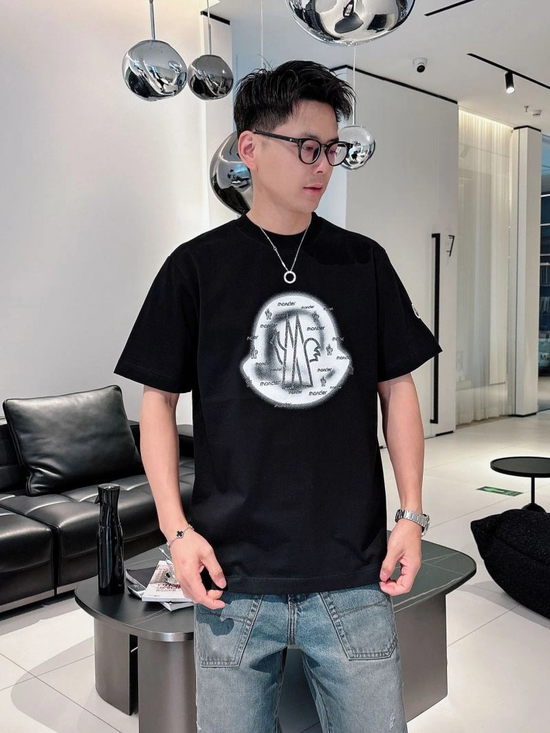Moncler T-Shirts Efficient 140473