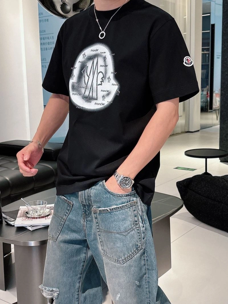 Moncler T-Shirts Efficient 140473