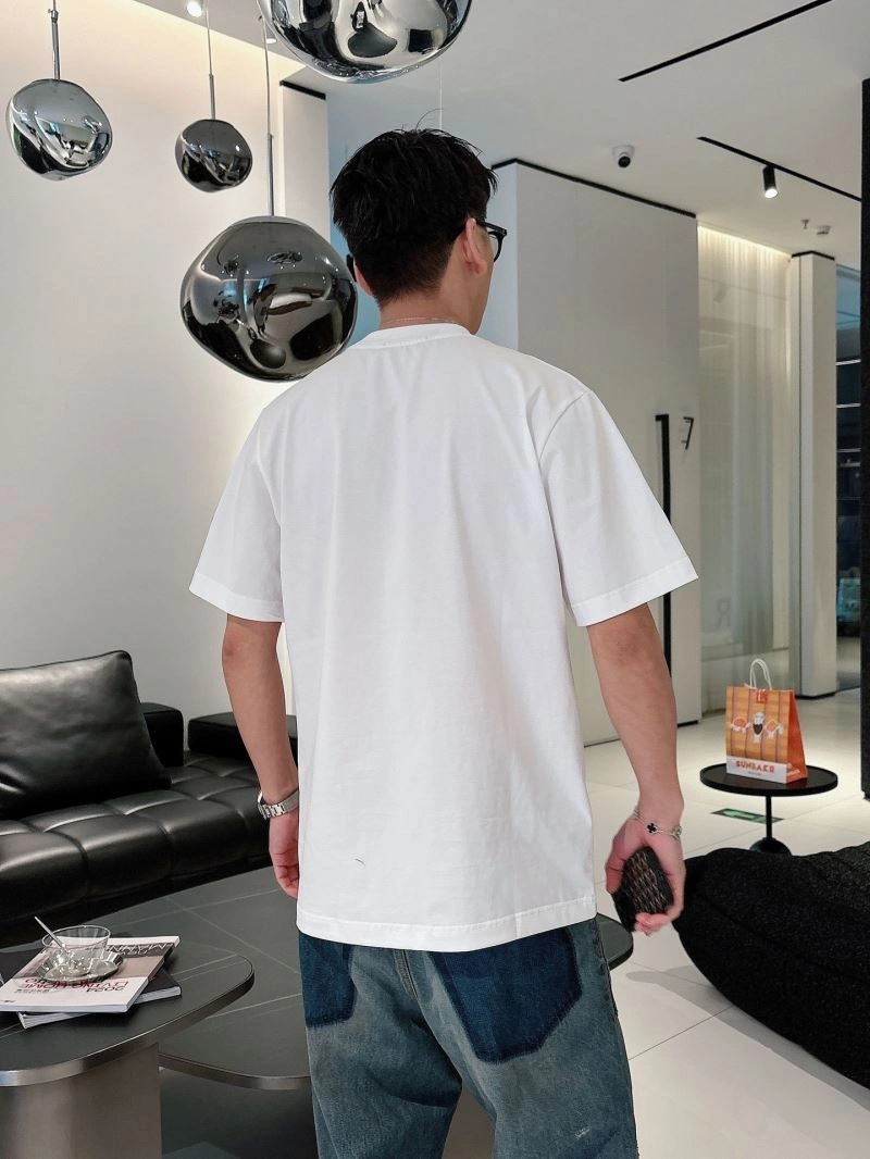 Sleek Moncler T-Shirts 140466