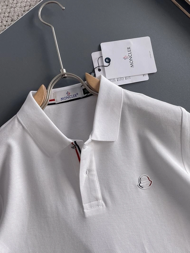 Compact Moncler T-Shirts 140465