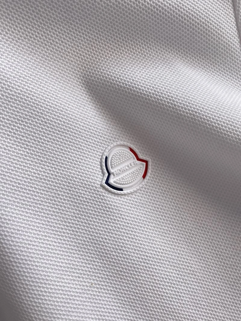 Compact Moncler T-Shirts 140465