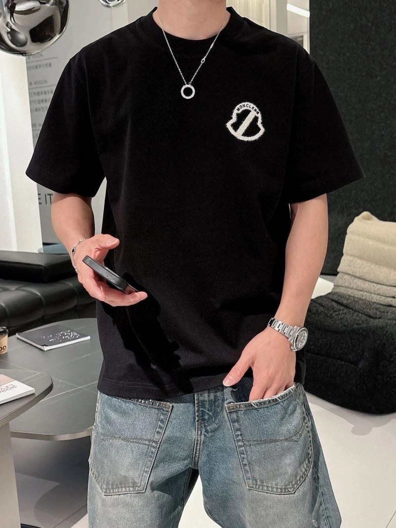 Trendsetting Moncler T-Shirts 140457