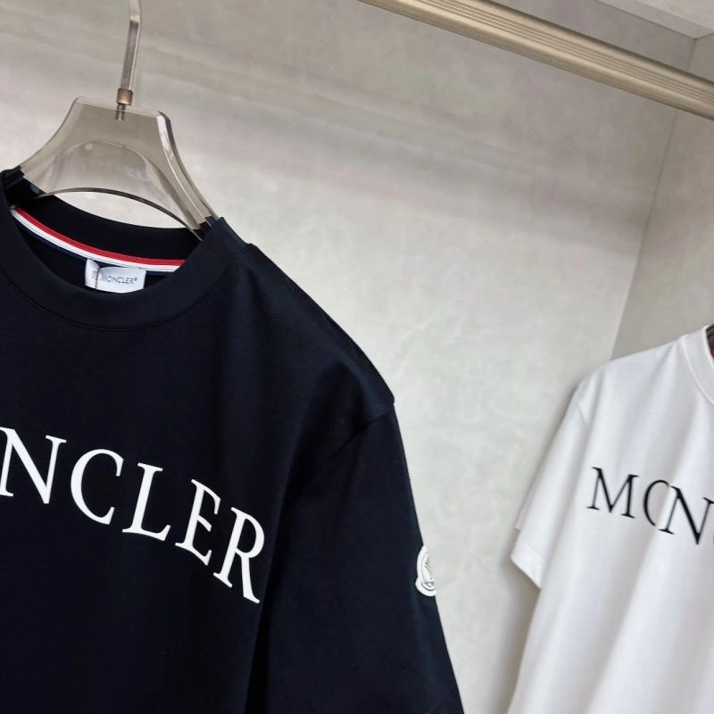 Bold Moncler T-Shirts 140464