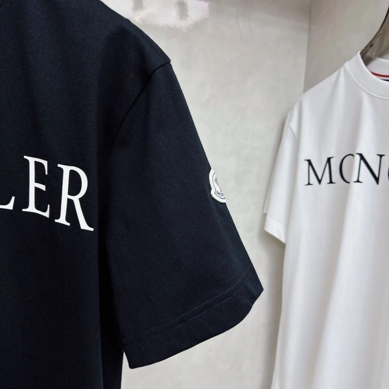 Bold Moncler T-Shirts 140464
