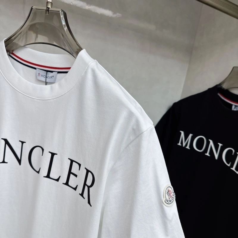 Cozy Moncler T-Shirts 140460