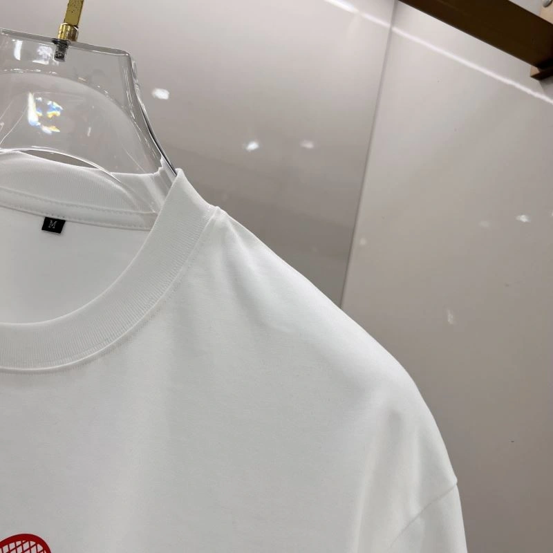 Flexible Moncler T-Shirts 140451