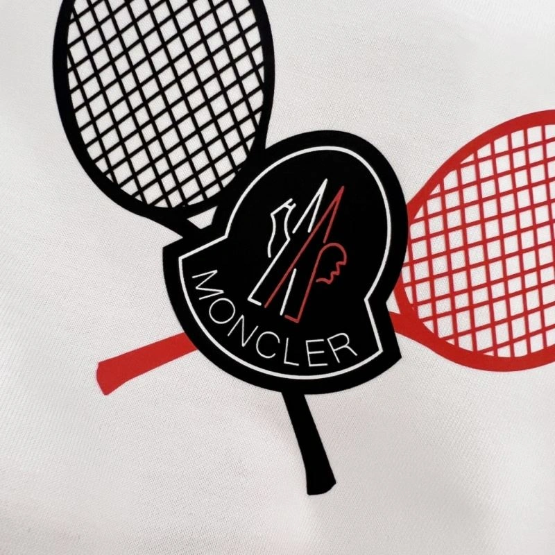 Flexible Moncler T-Shirts 140451