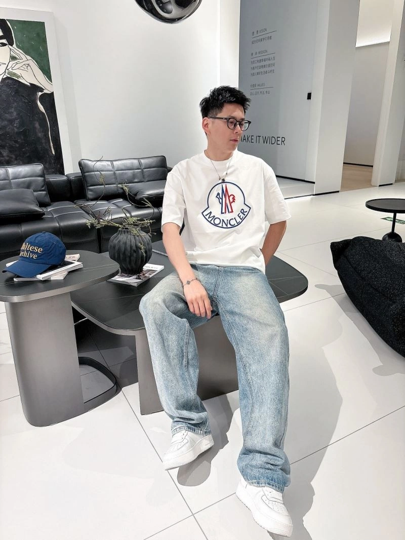 Moncler T-Shirts Attractive 140440