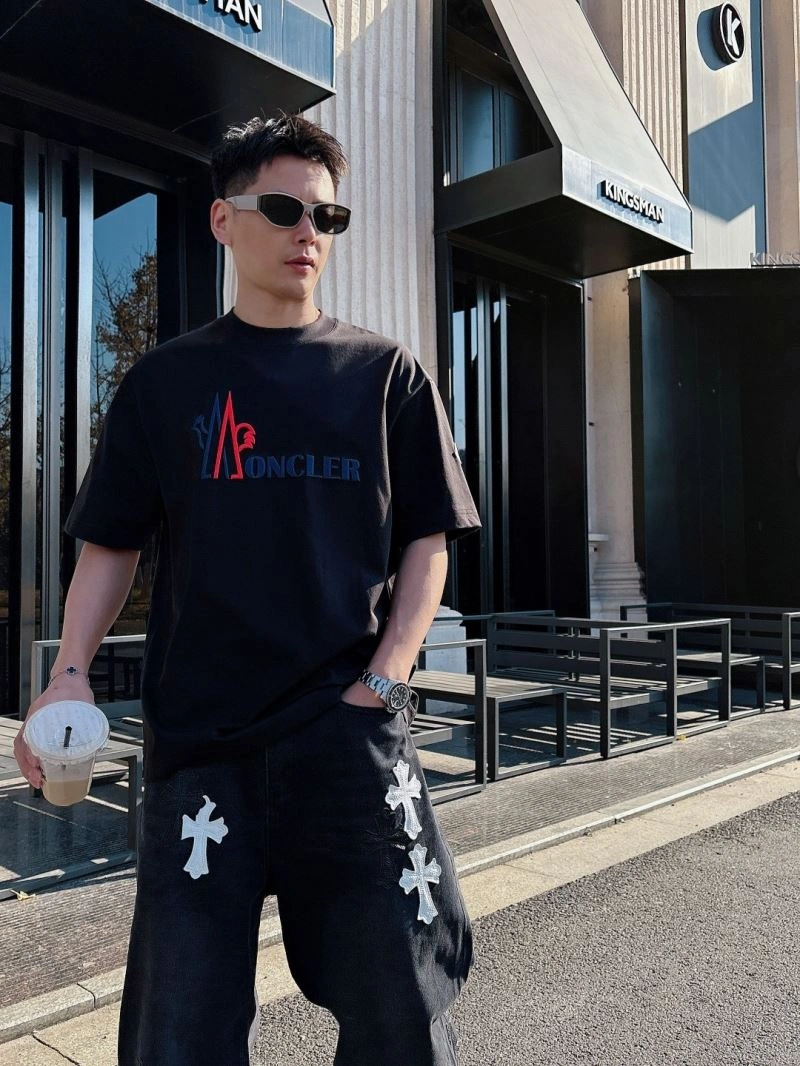 Popular Moncler T-Shirts 140437