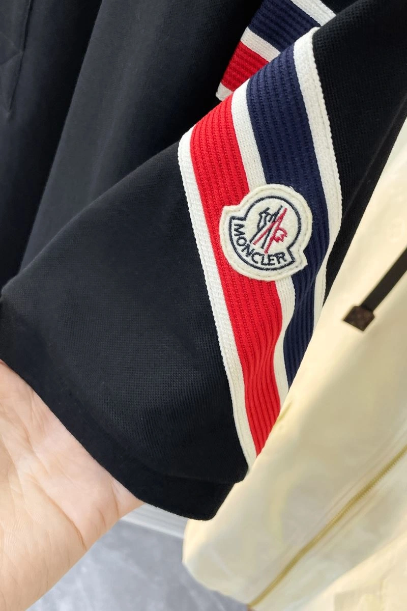 ComfortFit Moncler T-Shirts 140422