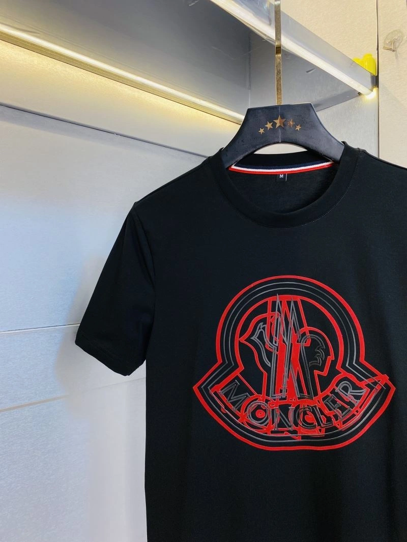 Moncler T-Shirts Seasonal 140420