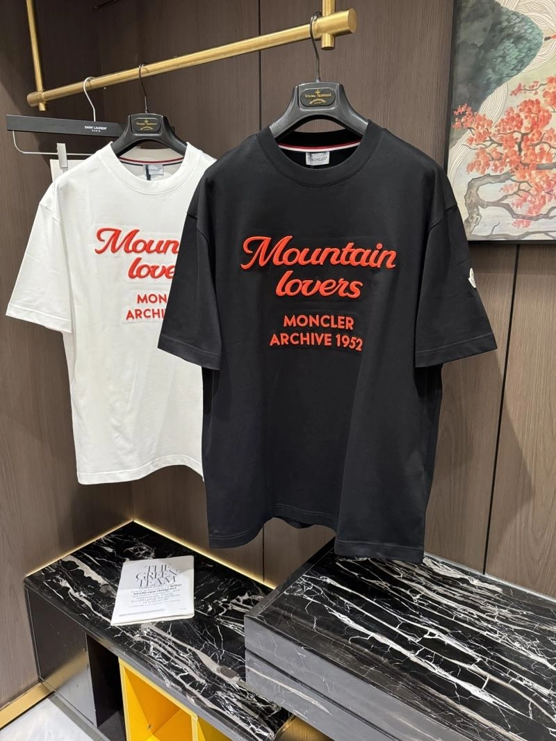 Sporty Moncler T-Shirts 140415