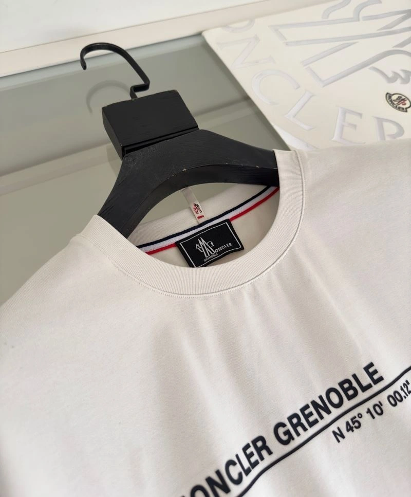 Moncler T-Shirts Thermal 140412