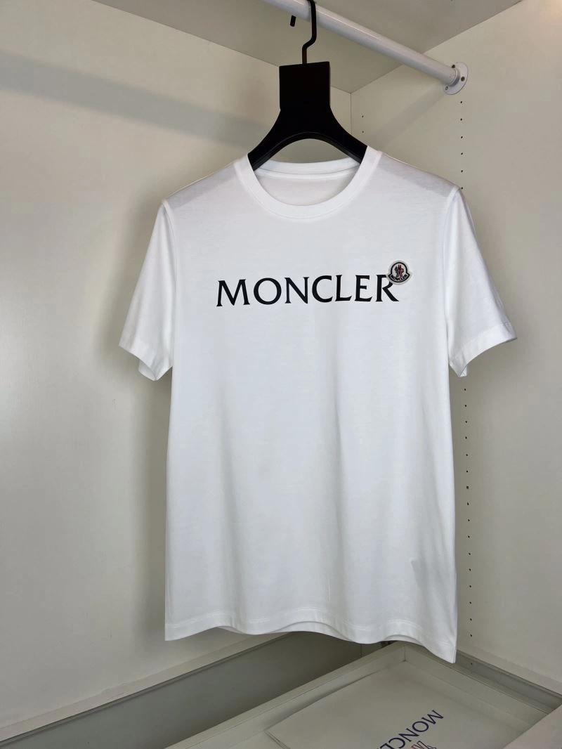 Moncler T-Shirts Unisex 140408