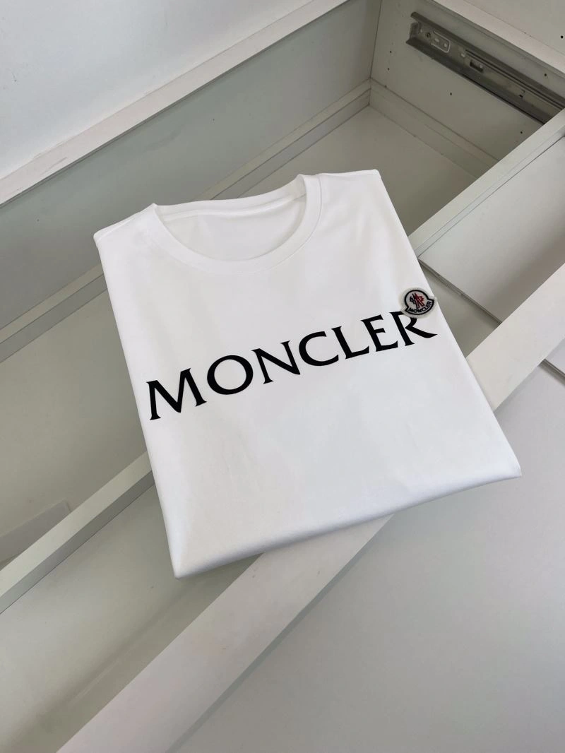 Moncler T-Shirts Unisex 140408
