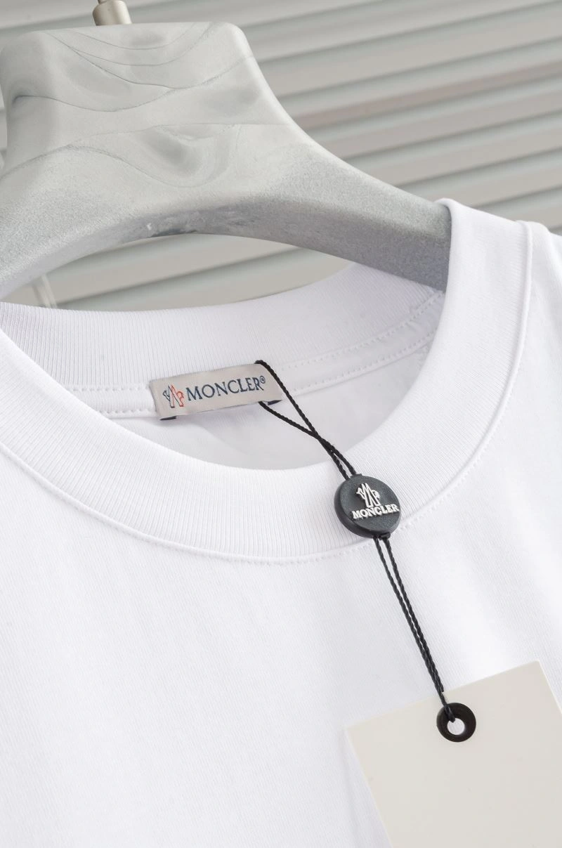 ModernLook Moncler T-Shirts 140406