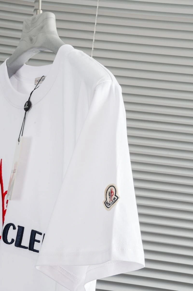 ModernLook Moncler T-Shirts 140406