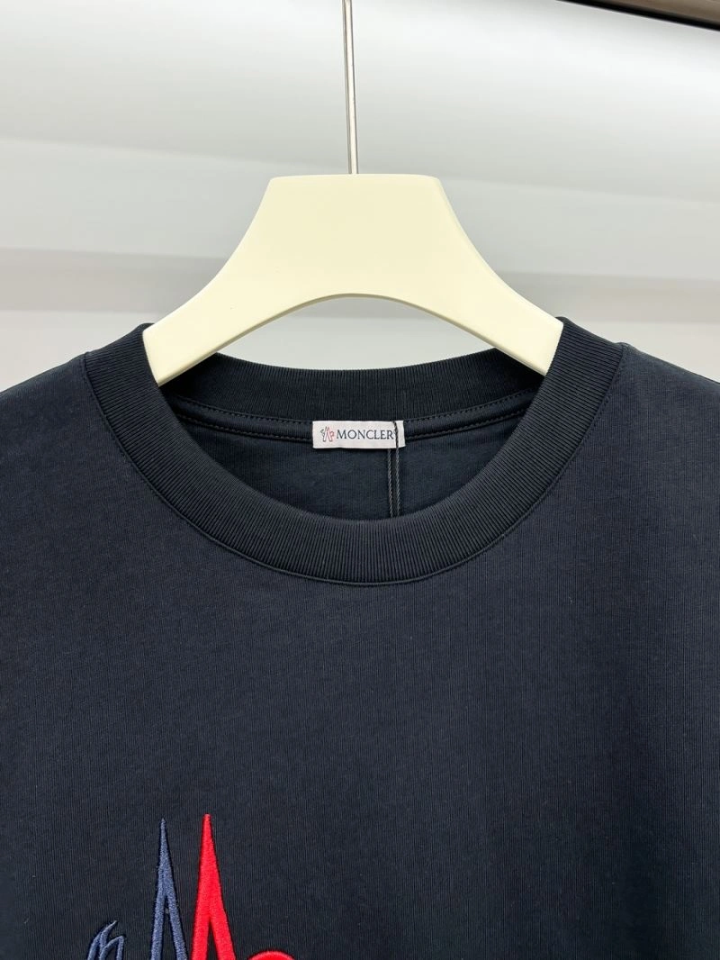 Moncler T-Shirts Contemporary 140404