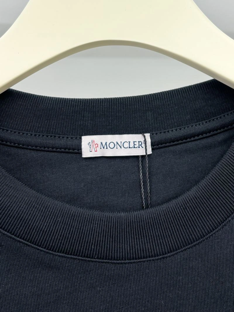 Moncler T-Shirts Contemporary 140404
