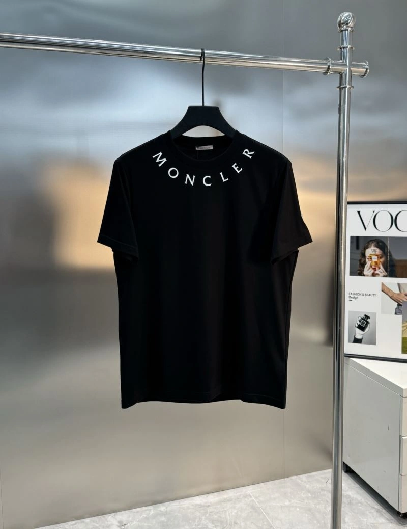 Lightweight Moncler T-Shirts 140403