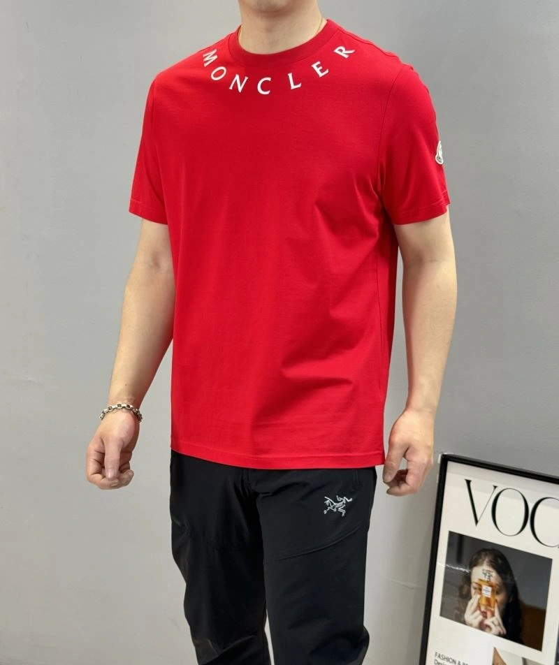 Moncler T-Shirts FashionForward 140409