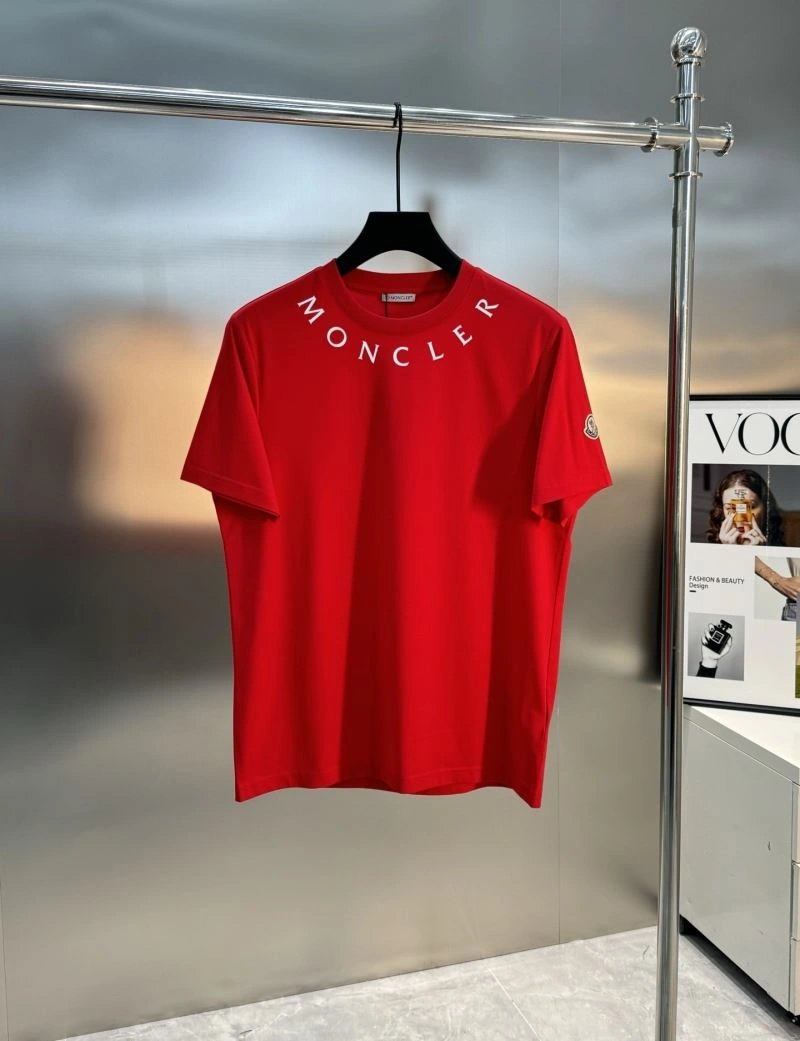 Moncler T-Shirts FashionForward 140409