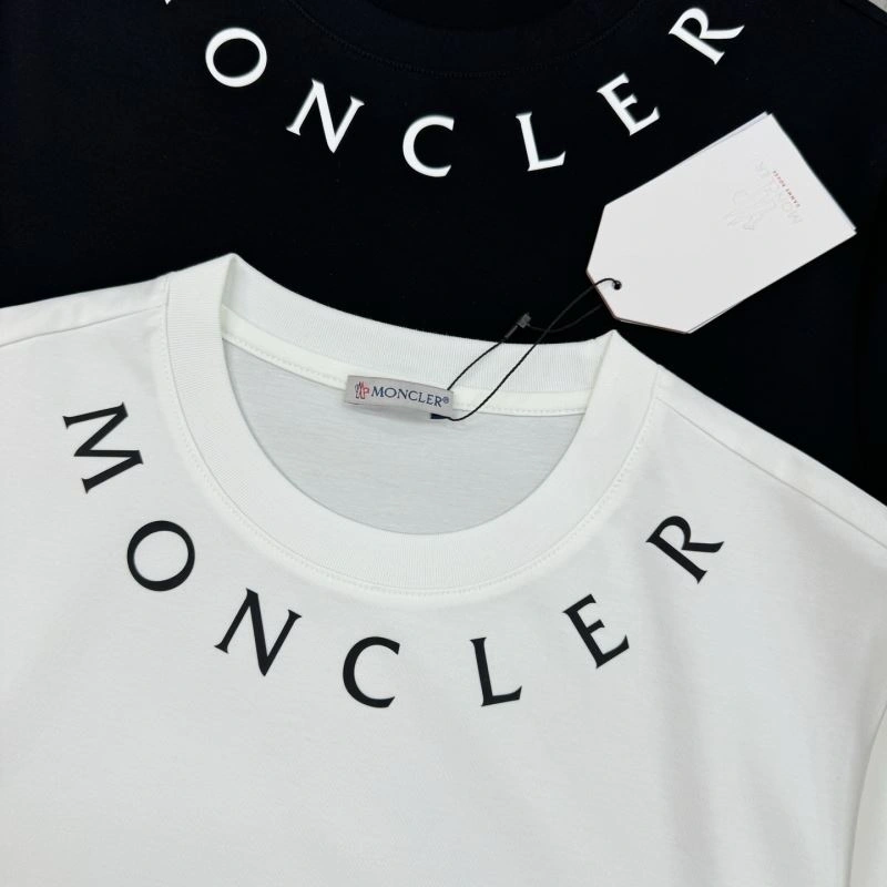 Moncler T-Shirts FashionForward 140409