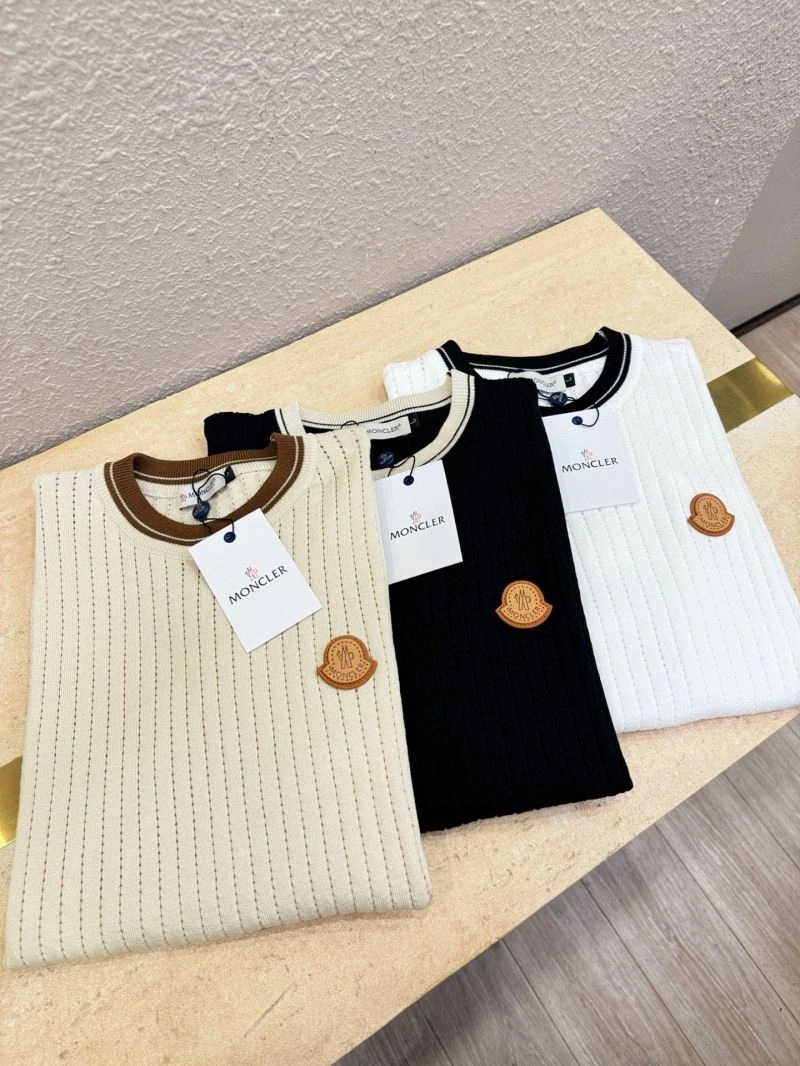 Moncler T-Shirts Lightweight 140401