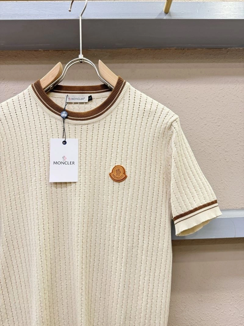 Moncler T-Shirts Lightweight 140401