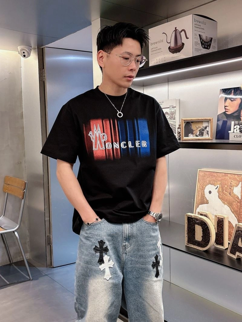 Moncler T-Shirts Premium 140394
