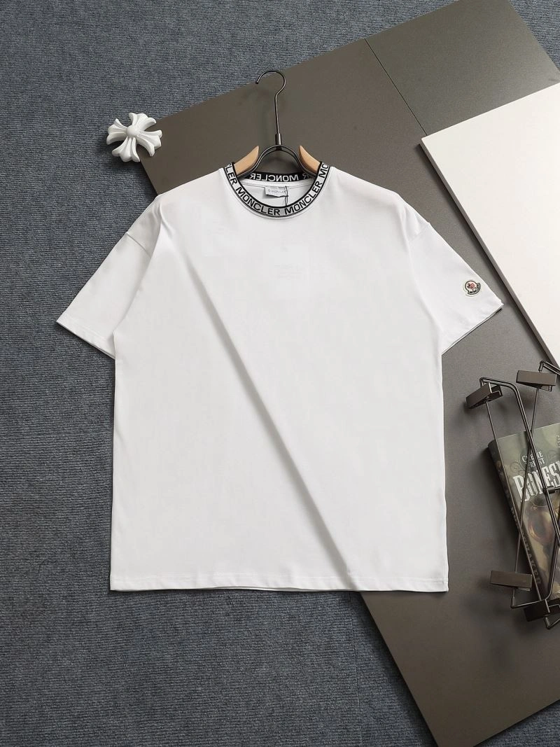 Moncler T-Shirts Durable 140384