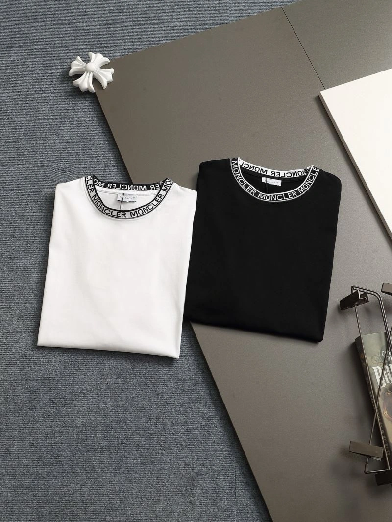 Moncler T-Shirts Durable 140384