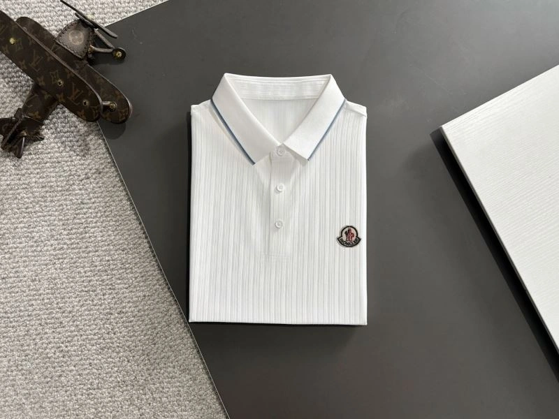 Moncler T-Shirts Comfortable 140383