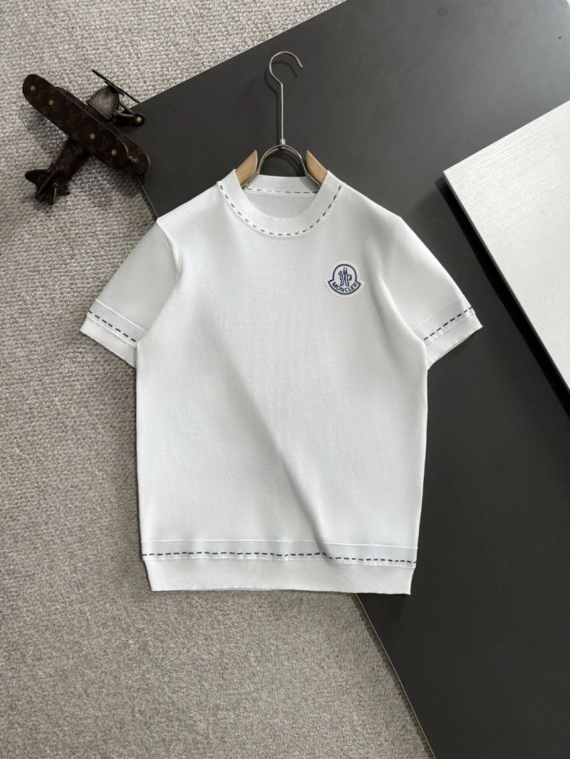 Stylish Moncler T-Shirts 140395