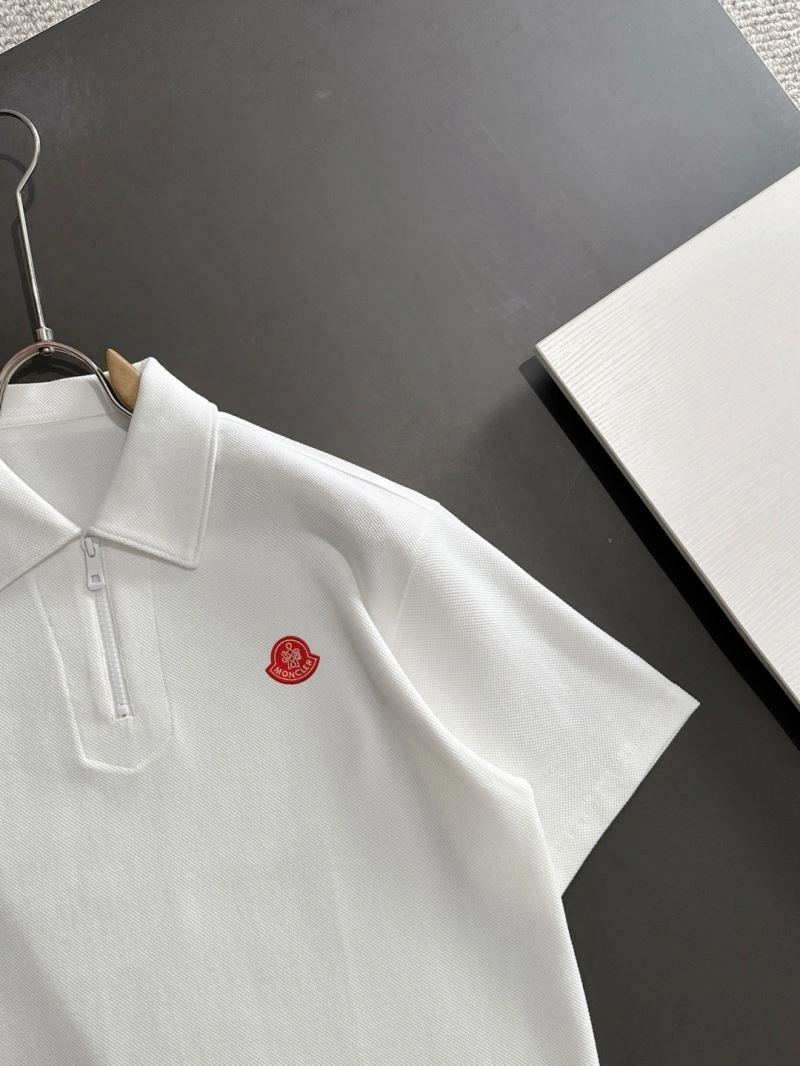 Upgraded Moncler T-Shirts 140372