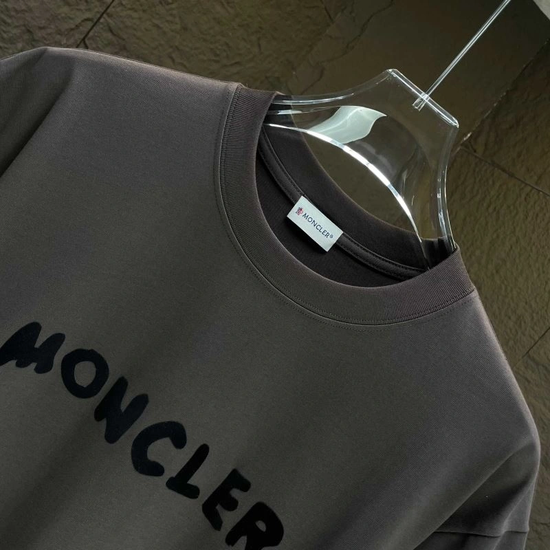 Moncler T-Shirts RelaxedFit 140368