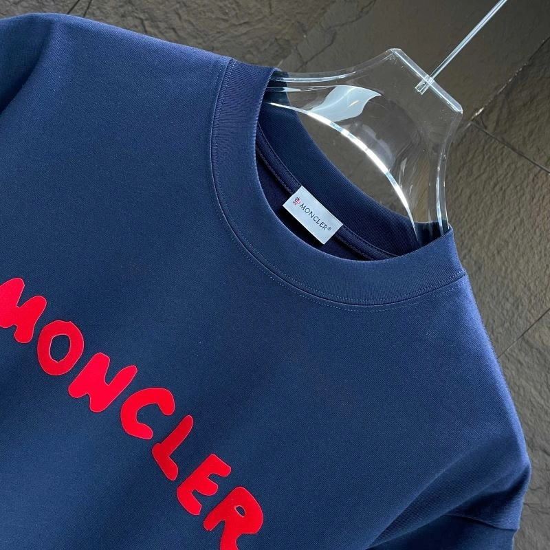 Moncler T-Shirts Neat 140374