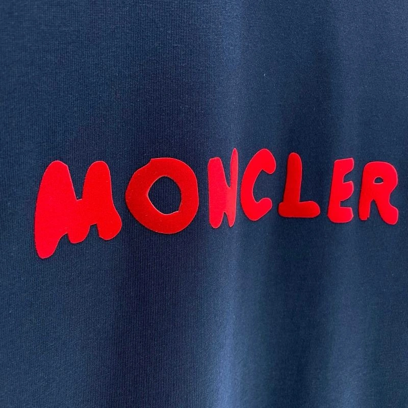 Moncler T-Shirts Neat 140374