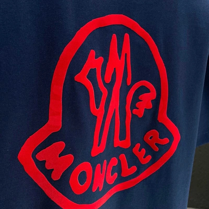 Moncler T-Shirts Neat 140374