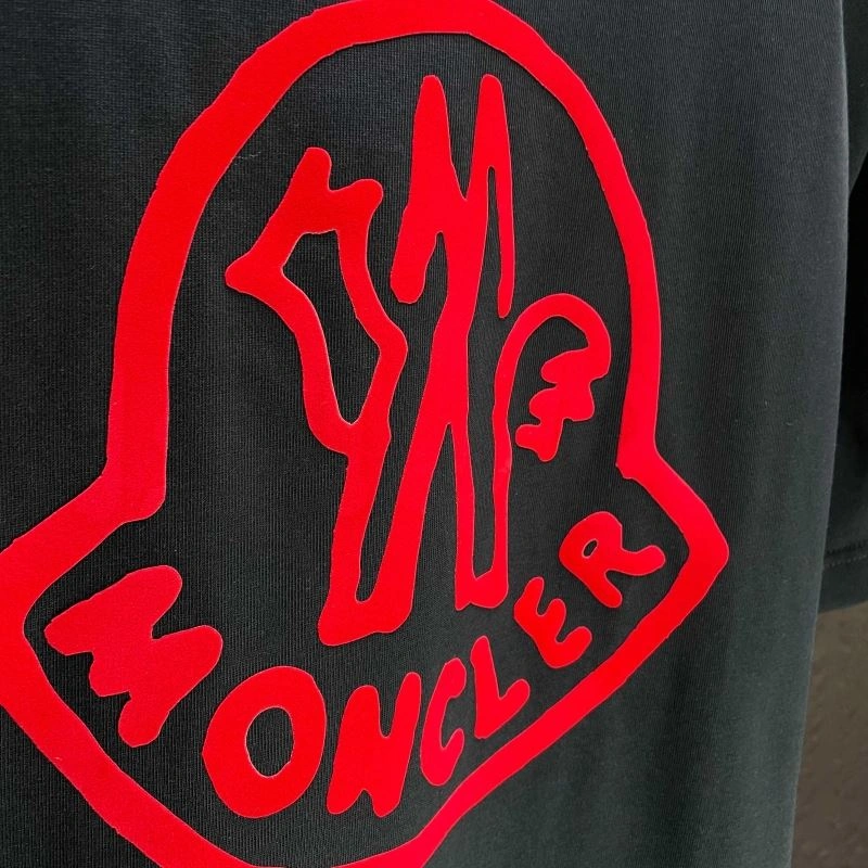 Moncler T-Shirts Attractive 140366