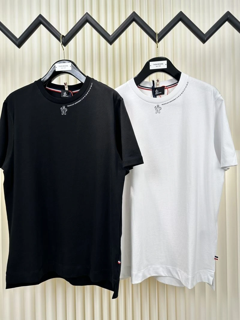 Moncler T-Shirts Practical 140117