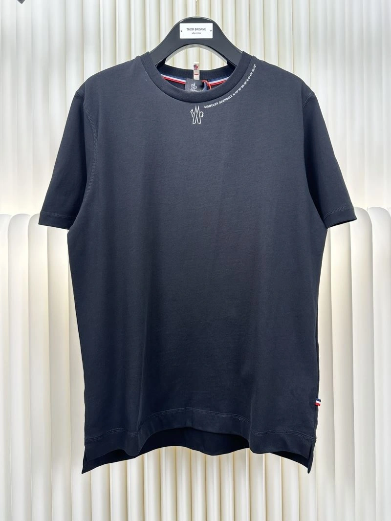 Moncler T-Shirts Practical 140117