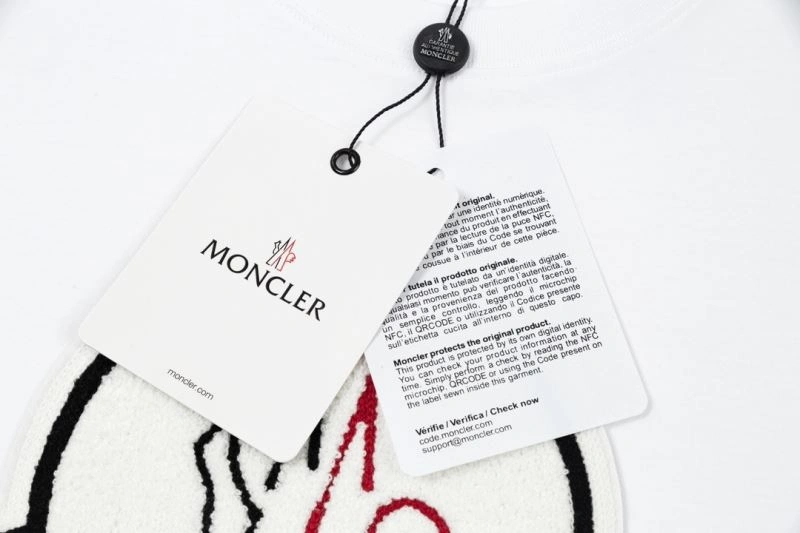 Moncler T-Shirts WaterResistant 140112